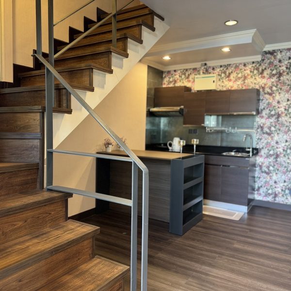 Duplex 2 ชั้น 45sqm.- Ideo Mobi