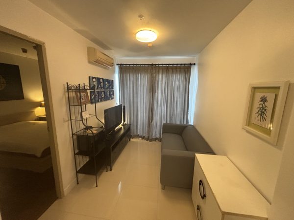 One Bedroom 35.5sqm.- Ideo สาทรตากสิน
